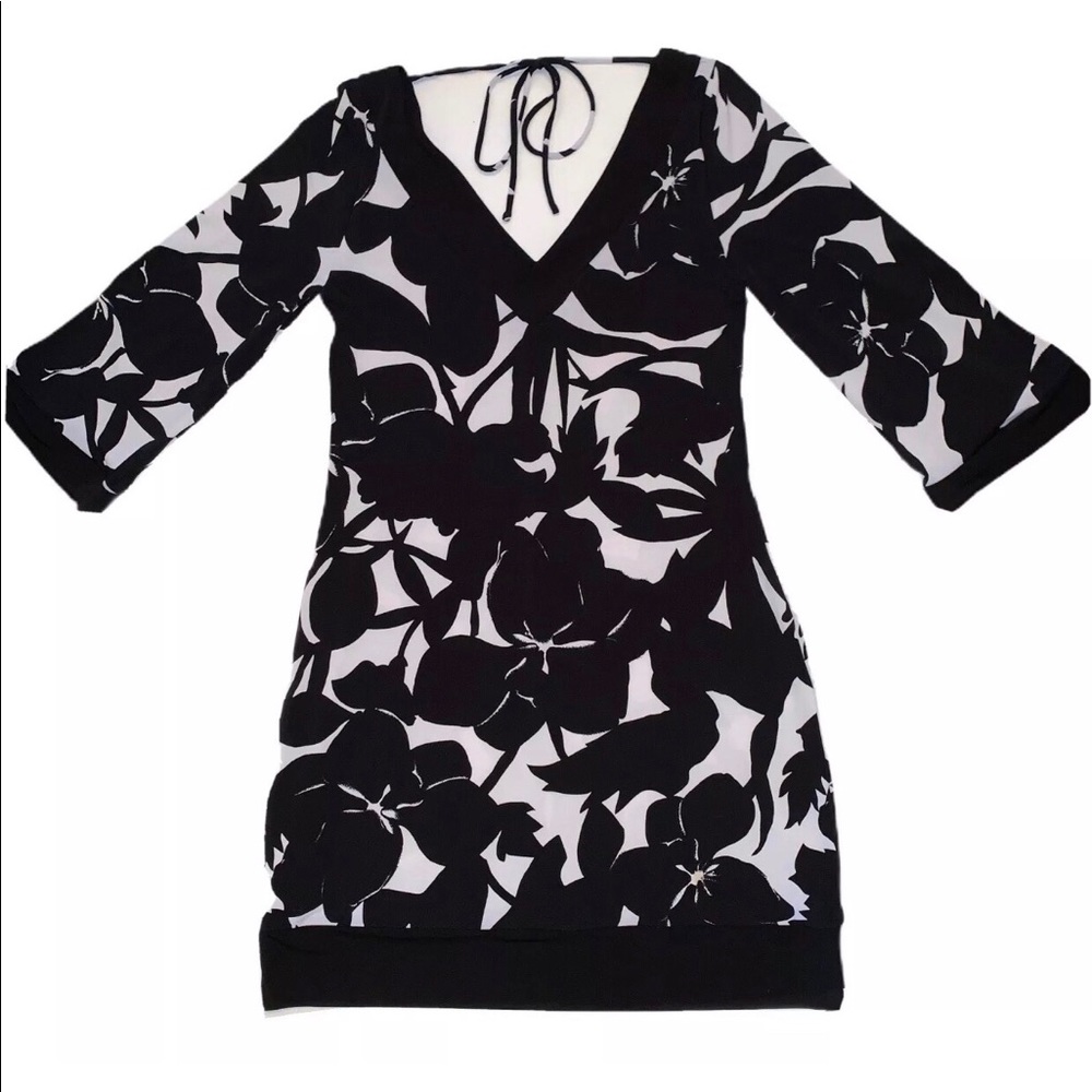 White House Black Market Floral Dress Size: S